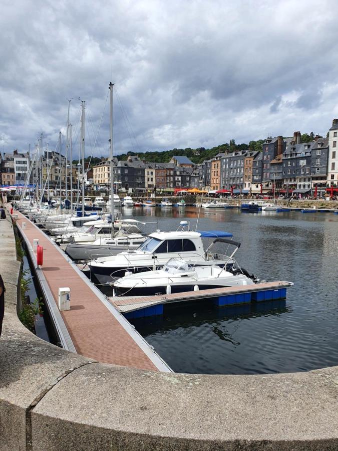 L Haute Du Gouverneur Honfleur Exterior photo